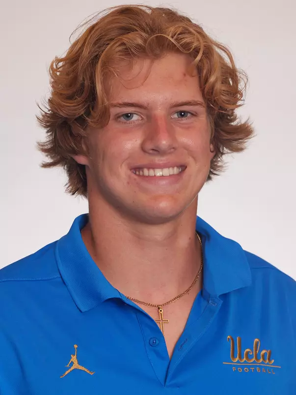 UCLA Athletics - 2023 UCLA Football student athlete portraits, UCLA, Los Angeles, CA.
July 18th and 19th, 2023
Copyright Don Liebig/ASUCLA
Schwesinger_Carson_003.CR3