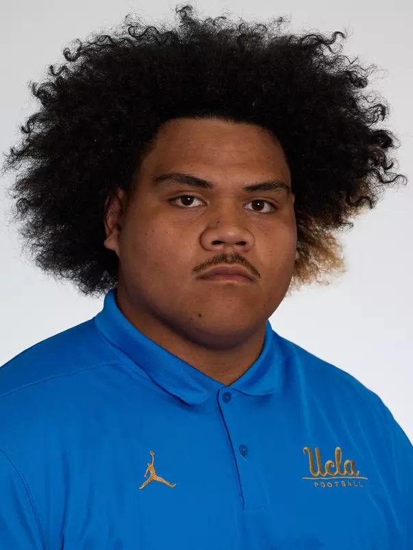 UCLA Athletics - 2023 UCLA Football student athlete portraits, UCLA, Los Angeles, CA.
July 18th and 19th, 2023
Copyright Don Liebig/ASUCLA
Toia_Jay_003.CR3