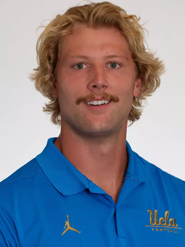 UCLA Athletics - 2023 UCLA Football student athlete portraits, UCLA, Los Angeles, CA.
July 18th and 19th, 2023
Copyright Don Liebig/ASUCLA
Yankhoff_Colson_004.CR3
