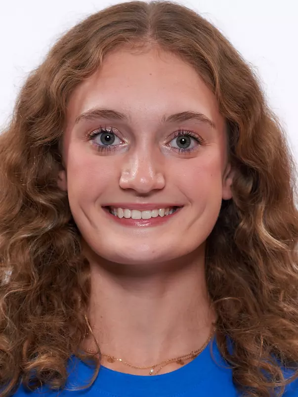 UCLA Athletics - 2023-2024 UCLA Swimming and Diving media day, portraits and team photos, UCLA, Los Angeles, CA.
September 12th, 2023
Copyright  Don Liebig/ASUCLA
Dry_Elena_003.NEF