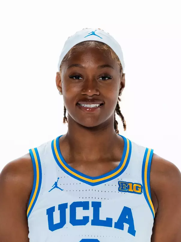 Janiah Barker_Headshot_2024-25