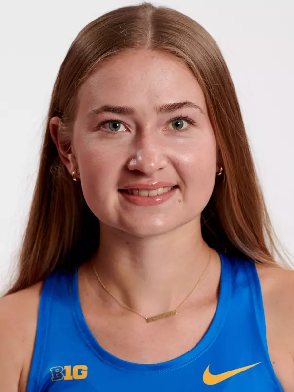 UCLA Athletics - 2024 UCLA Men's and Women's Cross Country Media Day, portraits.  UCLA, Los Angeles, , CA.
August 14th, 2024
Copyright  Don Liebig/ASUCLA
Salz_Annika_045.NEF