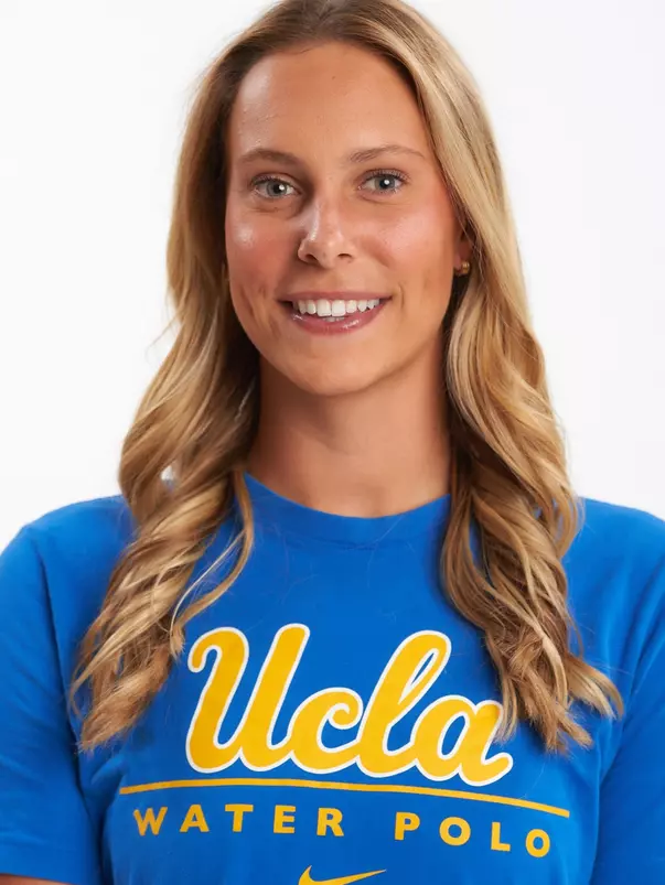 UCLA Athletics - 2025 UCLA Women's Water Polo Media Day portraits, UCLA, Los Angeles, CA.
November 13th, 2024
Copyright Don Liebig/ASUCLA
Pieper_Ana_0012.NEF
