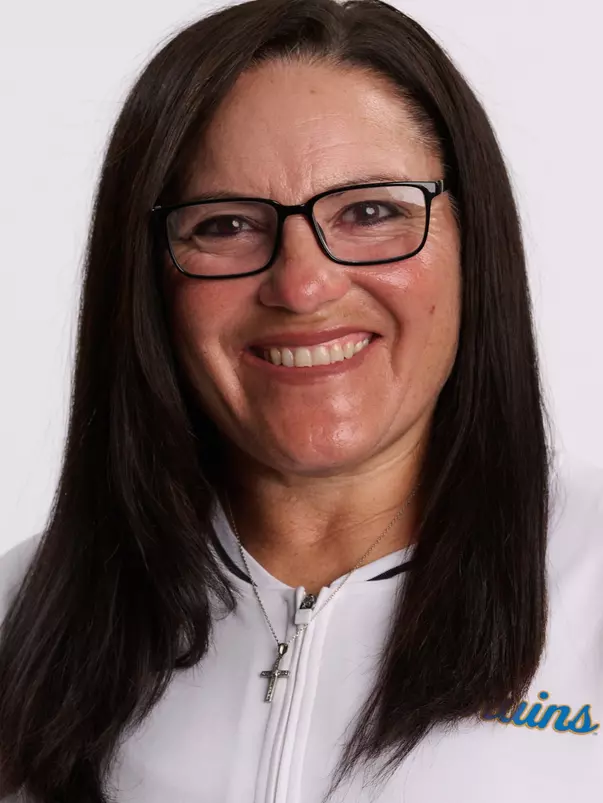 Lisa Fernandez 2025 Headshot