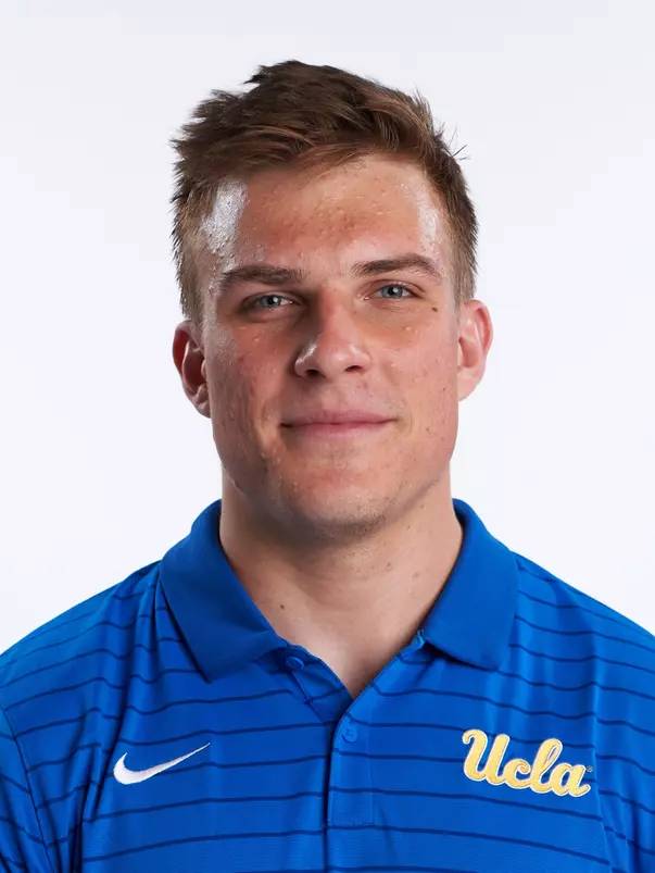 UCLA Athletics - UCLA Track and Field athlete portraits, UCLA, Los Angeles, CA.
October 8th, 2025
Copyright Don Liebig/ASUCLA
Skoumal_Simon_008.NEF
