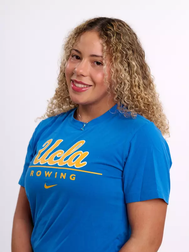 Lauren Brown_2024-25 Headshot