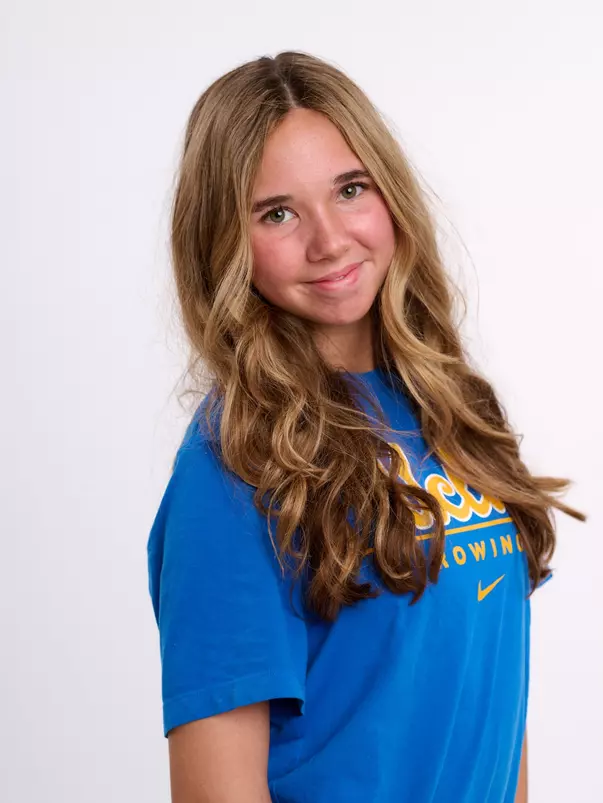 Savannah Cunningham_2024-25 Headshot