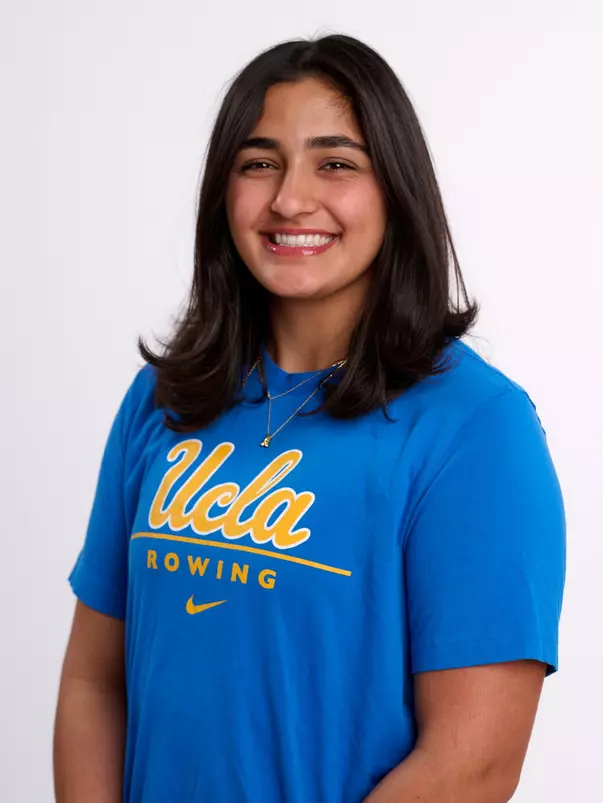 Alina Jon_2024-25 Headshot