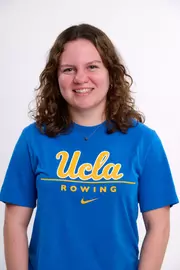 Cora Pearlstein_2024-25 Headshot