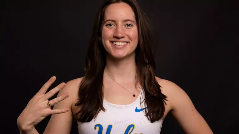 Rowing Dominates on Senior Day