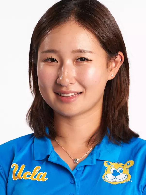 Jenny Lee 2025-26 Headshot