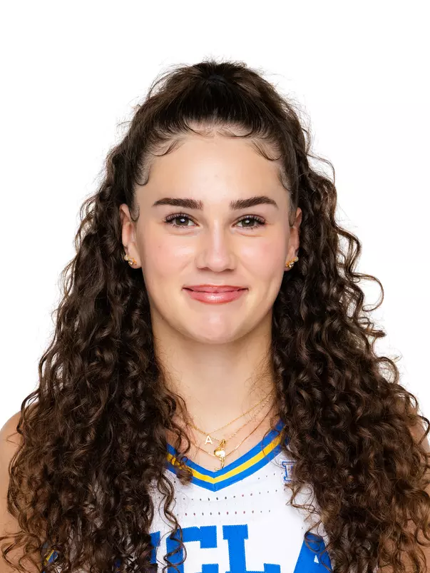 2526_Headshot_Web_Christina_Karamouzi