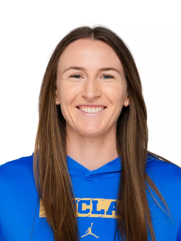 2526_Headshot_Web_Delaney_Smith