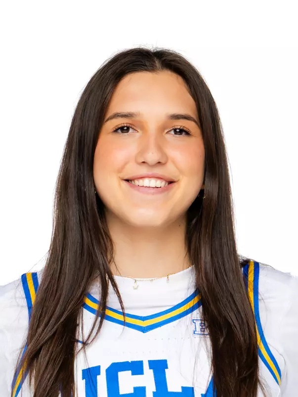 2526_Headshot_Web_Lena_Bilic