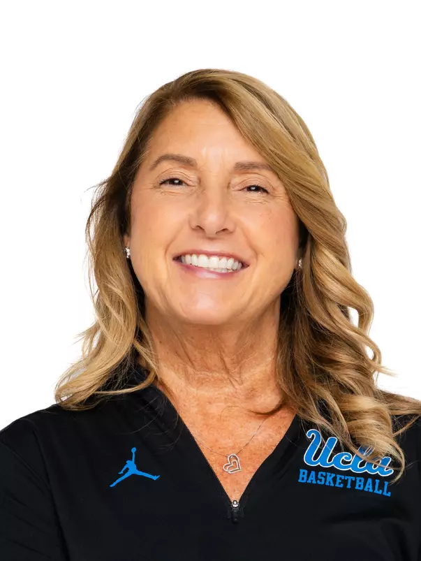 2526_Headshot_Web_Pam_Walker