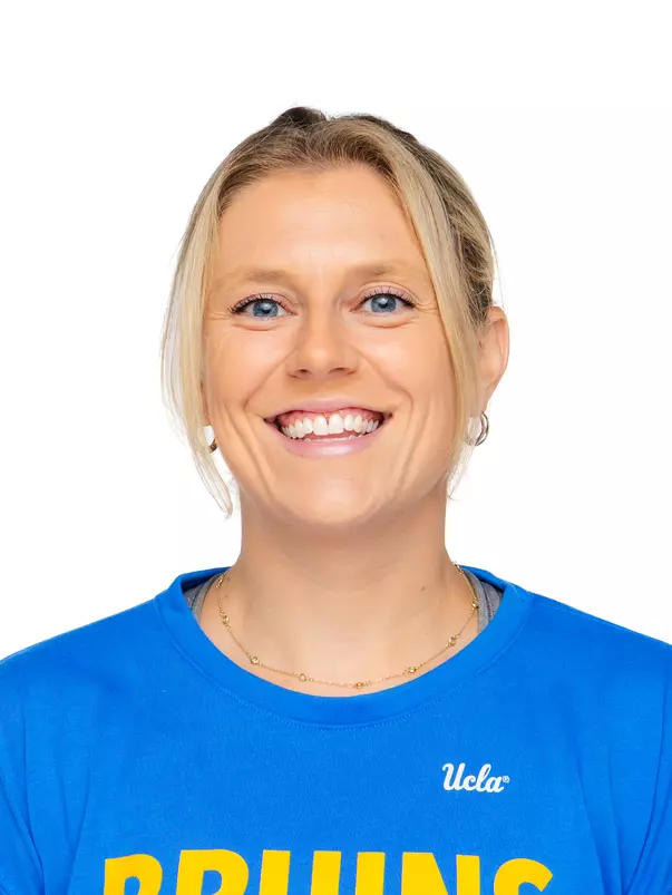 2526_Headshot_Web_Alex_Zachem