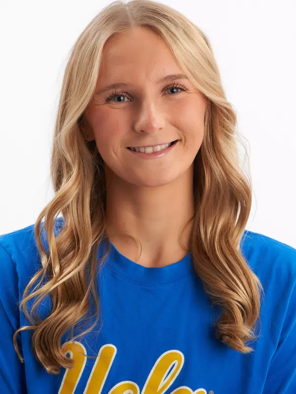 UCLA Athletics - 2026 UCLA Women's Water Polo Media Day portraits, UCLA, Los Angeles, CA.
November 18th, 2025
Copyright Don Liebig/ASUCLA
Ouellette_Olivia_002.NEF