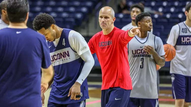 Men's Basketball Open Practice