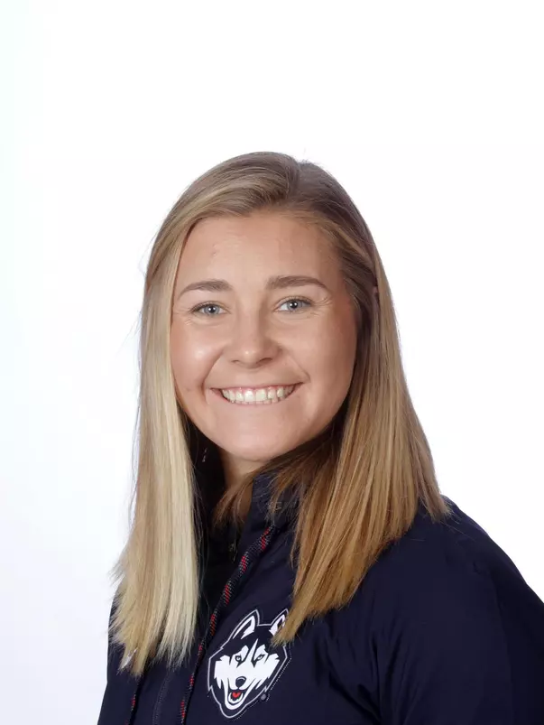 Carli Cutler Head Shot