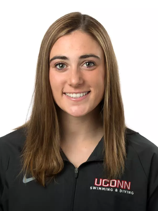 Elizabeth Drab Headshot