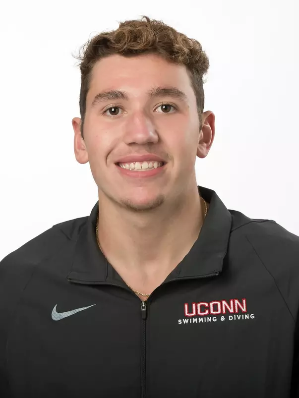 Andrew Fenton Headshot