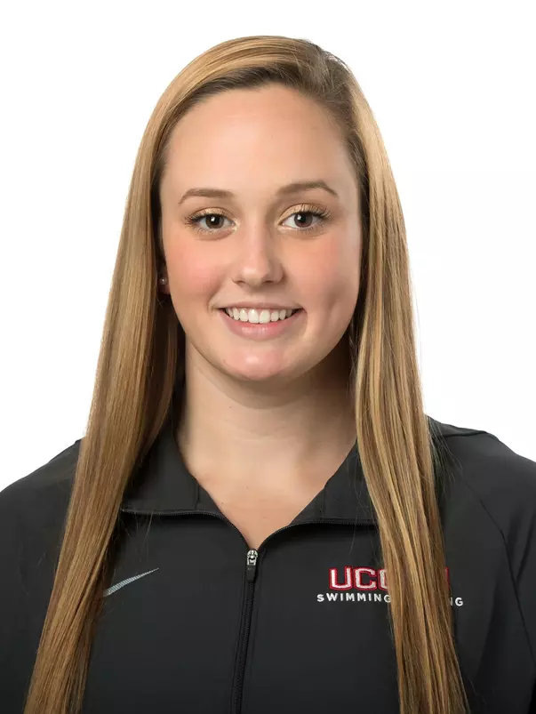 Caitlin Spencer Headshot