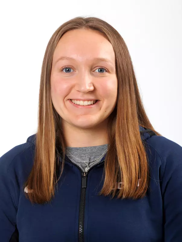 Erin Cronin headshot