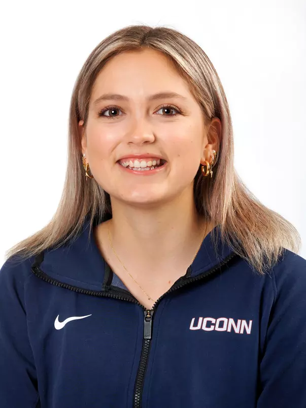 Catherine Esparza headshot