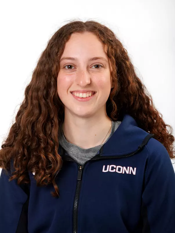 Molly Lutolf headshot