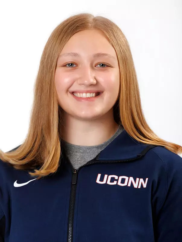 Mackenzie Peters headshot