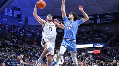 No. 3 Huskies Roll Past Columbia, 89-62