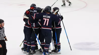 Huskies Split Weekend Series with UMass Lowell