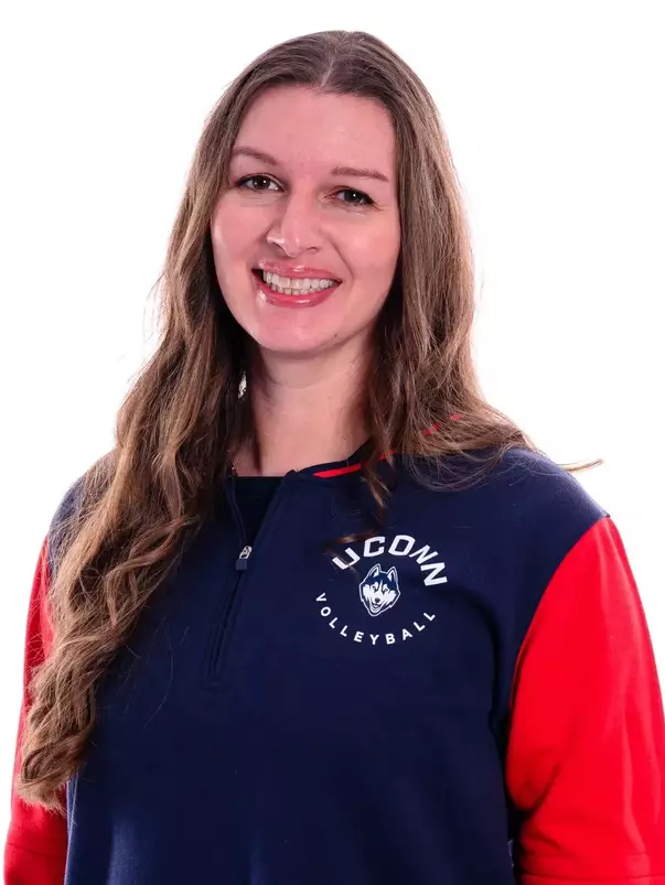 Headshot Coach Lindsey (not cut off)