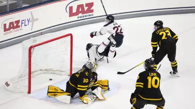 Gardula 2 Goals Helps Huskies Upset #12 Colorado College