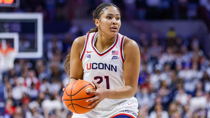STORRS, CONNECTICUT - 28 JANUARY 2026 - against the Xavier Musketeers at the Harry A. Gampel Pavilion in Storrs, Connecticut. Photo by Sam Martin