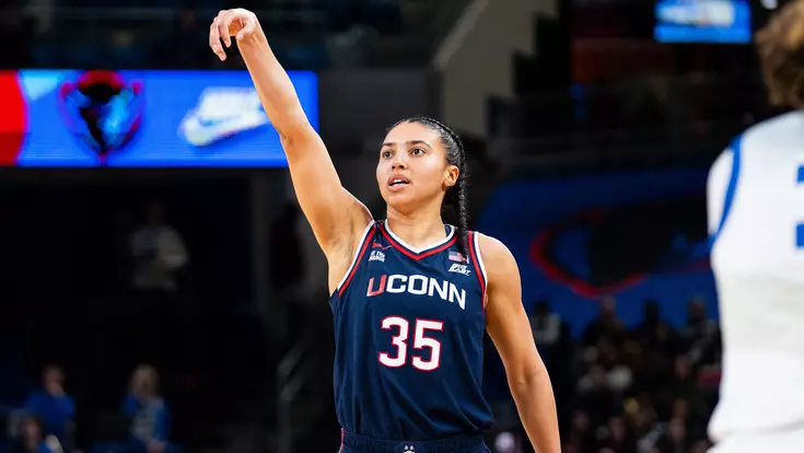 CHICAGO, ILLINOIS - February 4 - UConn Huskies Azzi Fudd #35 in the game against the DePaul Blue Demons at Wintrust Arena in Chicago, IL. The Huskies win with a final score of 86-40. Photo by Connor Sharp