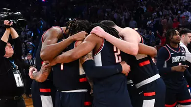 Huskies Fall In BIG EAST Tournament Final