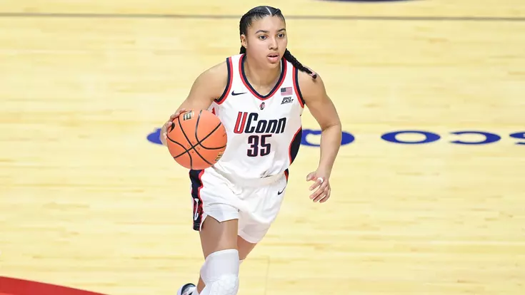 MOHEGAN SUN, CONNECTICUT - MARCH 7, 2026 - Azzi Fudd against Georgetown at Mohegan Sun. Photo by Emma Meidinge