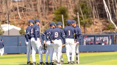 HookC Battle For First Place Vs. St. John's