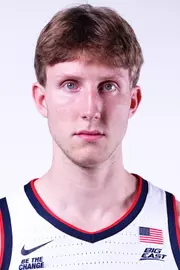 OSKAR GILTAY HEADSHOT