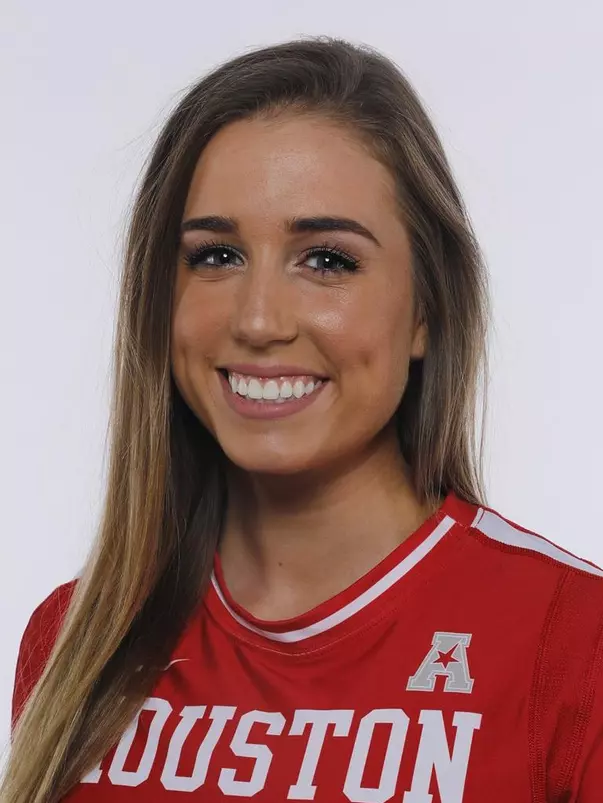 Abby Irvine Headshot