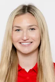 Nikolette Schmidt headshot