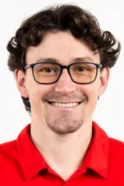 Grant Levesque Headshot 2025-26