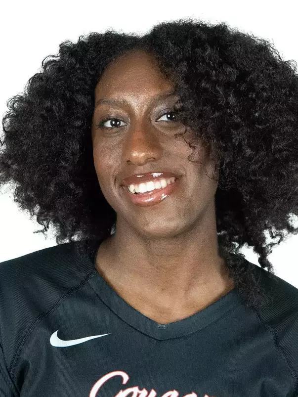 Kaitlyn Evans headshot