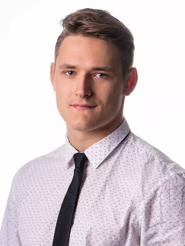 Eduards Tralmaks