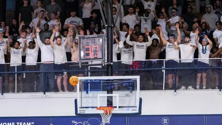 MBB Crowd