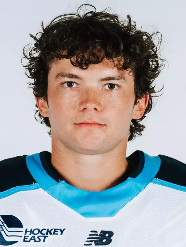 Arnott_Grayson headshot