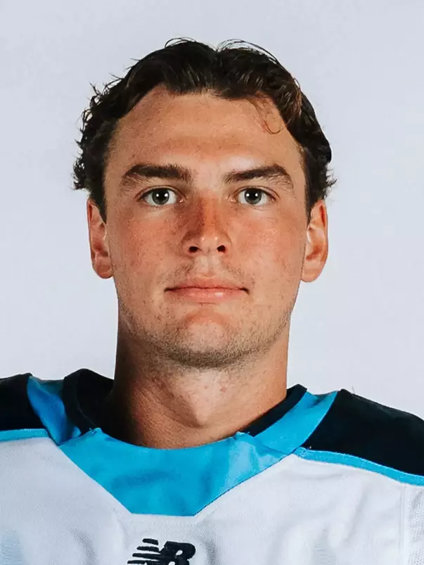 Scholle_Sully headshot