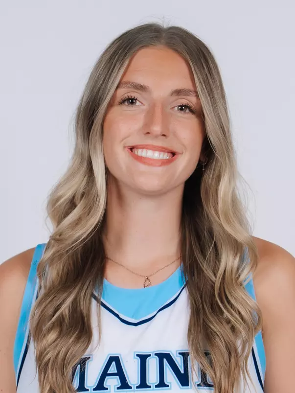 Lizzy Gruber headshot
