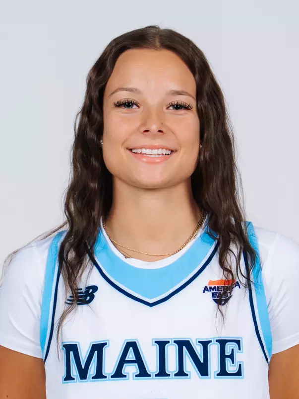 Taylor Schwab headshot